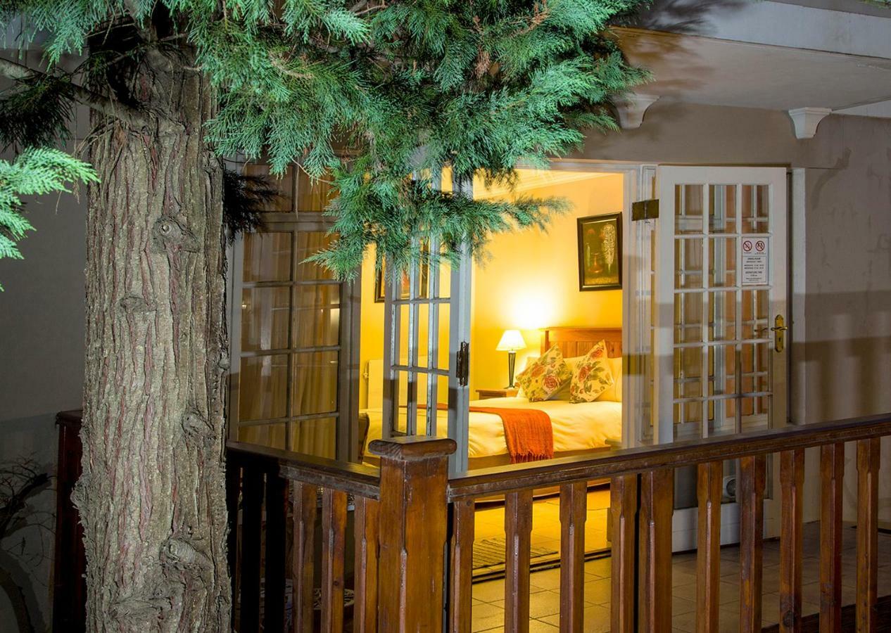 Heugh Road Guest House ポート・エリザベス エクステリア 写真